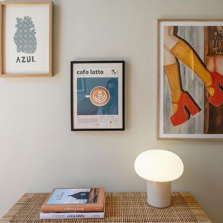 The Traditional Arts Memoir, Downtown Flat With Balcony And Comfort Lisbon Bagian luar foto