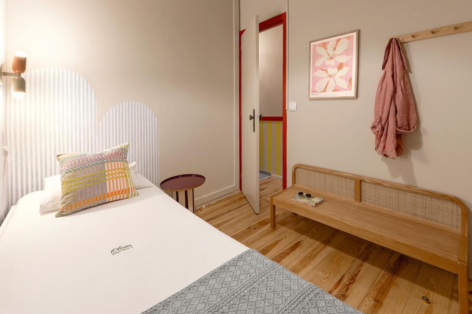 The Traditional Arts Memoir, Downtown Flat With Balcony And Comfort Lisbon Bagian luar foto